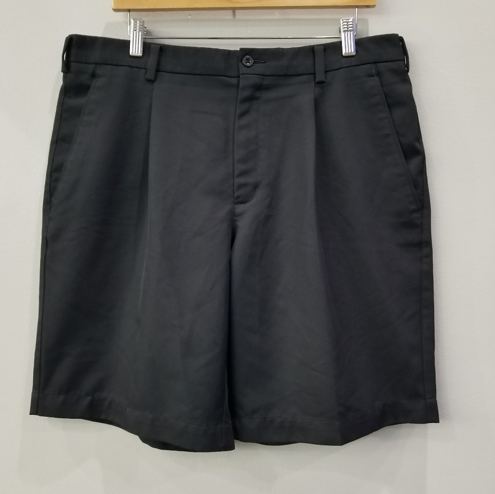 NIKE Golf Fit Dry Black Shorts Men's Size 36